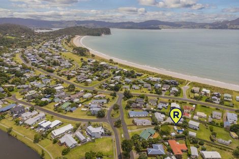 Photo of property in 11 Charles Green Drive, Cooks Beach, Whitianga, 3591