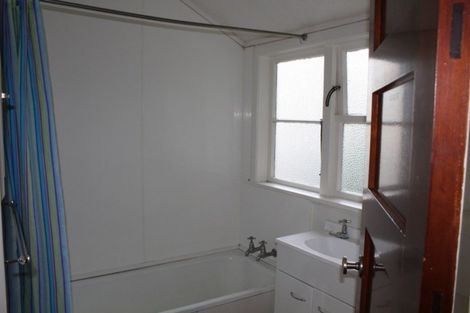 Photo of property in 12 Ranfurly Street, Dannevirke, 4930