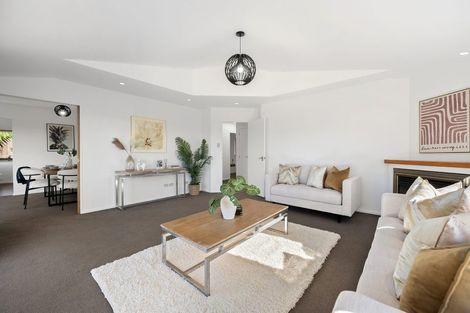 Photo of property in 2c Braemar Road, Rothesay Bay, Auckland, 0630