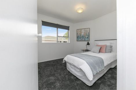 Photo of property in 7 Tangelo Place, Bucklands Beach, Auckland, 2012