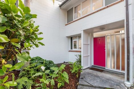 Photo of property in 2/55a Hepburn Street, Freemans Bay, Auckland, 1011