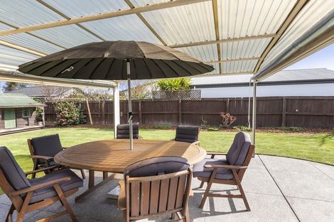 Photo of property in 43 Dunbarton Street, Redwood, Christchurch, 8051