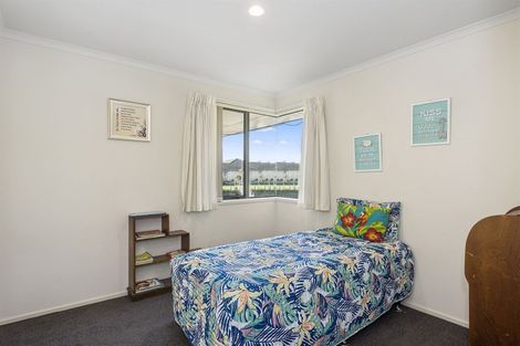 Photo of property in 10 Marshwood Place, Papamoa Beach, Papamoa, 3118