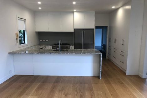 Photo of property in 1/2 The Esplanade, Castor Bay, Auckland, 0620