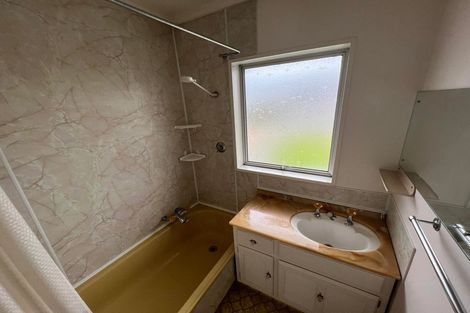 Photo of property in 55 Winters Road, Redwood, Christchurch, 8051