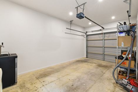 Photo of property in 14 Evelyn Road, Cockle Bay, Auckland, 2014