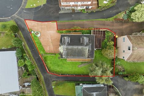 Photo of property in 1/13 Remus Place, Totara Vale, Auckland, 0629