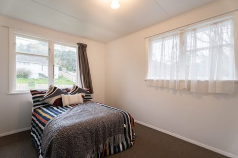 Photo of property in 14 Durham Street, Cannons Creek, Porirua, 5024
