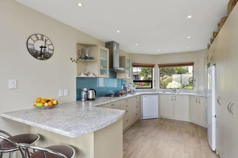 Photo of property in 4 Montserrat Place, Grenada Village, Wellington, 6037