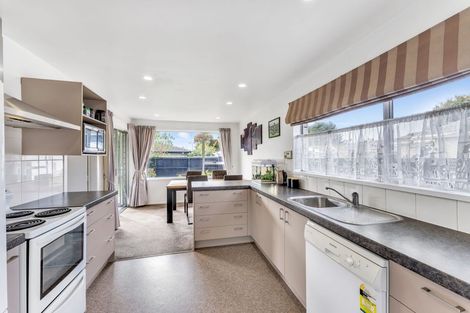 Photo of property in 20 Four Elms Place, Parklands, Christchurch, 8083