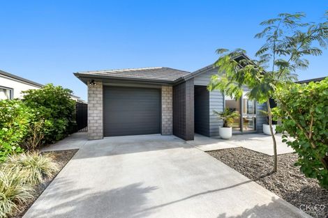 Photo of property in 9 Pattullo Crescent, Wallaceville, Upper Hutt, 5018