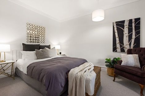 Photo of property in 95 Milton Road, Bluff Hill, Napier, 4110