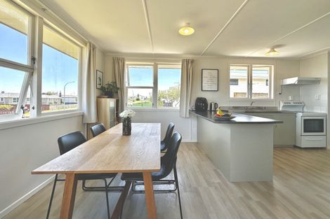 Photo of property in 13 Koreke Place, Tokoroa, 3420