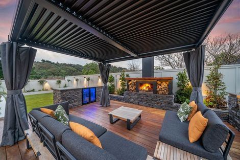 Photo of property in 18 Mary Huse Grove, Manor Park, Lower Hutt, 5019