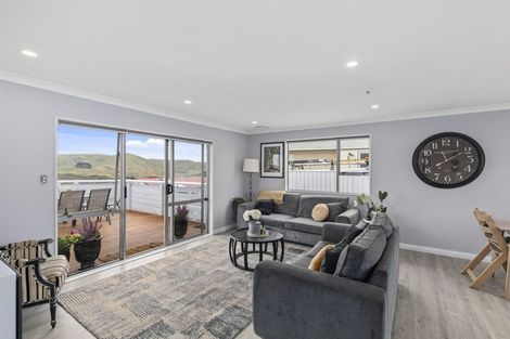 Photo of property in 12 Mossburn Grove, Kelson, Lower Hutt, 5010