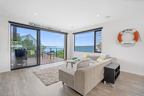 Photo of property in 58 Du Fresne Place, Russell, 0202