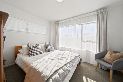 Photo of property in 16 Tahara Crescent, Mount Maunganui, 3116