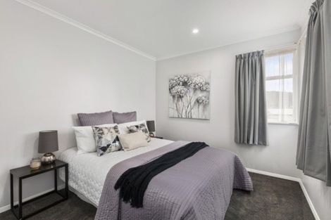 Photo of property in 129 Wainuiomata Road, Wainuiomata, Lower Hutt, 5014