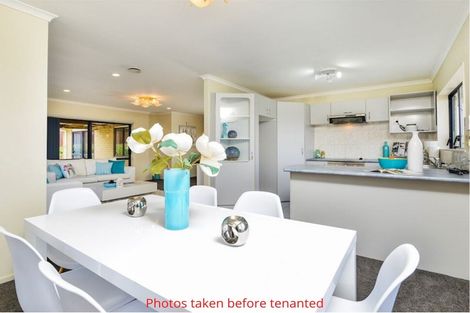 Photo of property in 70 Robert Ross Place, Clendon Park, Auckland, 2103