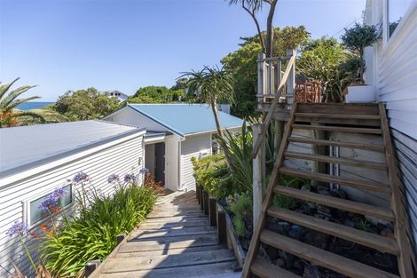 Photo of property in 20 Pingau Street, Paekakariki, 5034