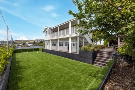 Photo of property in 156 Hackthorne Road, Cashmere, Christchurch, 8022