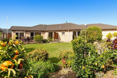 Photo of property in 2 Popata Close, Papamoa Beach, Papamoa, 3118