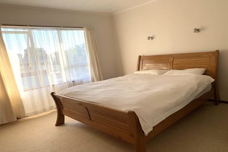 Photo of property in 2/56 Marriott Road, Pakuranga, Auckland, 2010
