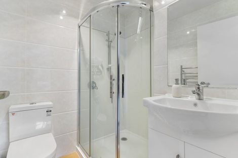 Photo of property in 76 Kaipatiki Road, Glenfield, Auckland, 0629