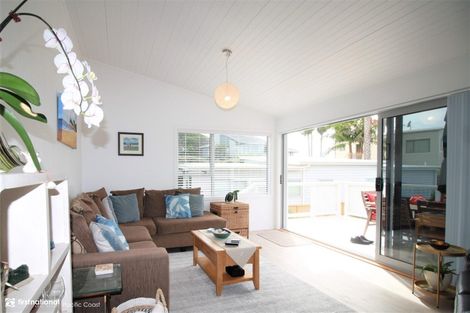 Photo of property in 2a Swordfish Avenue, Whiritoa, Whangamata, 3691