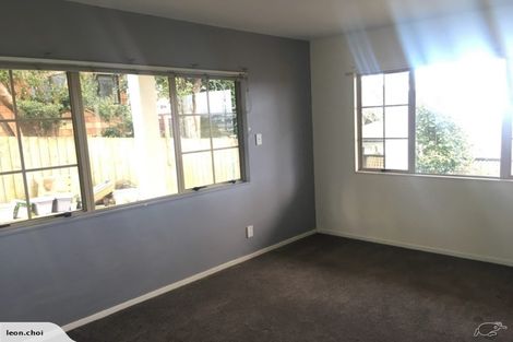 Photo of property in 2/22 Spencer Road, Pinehill, Auckland, 0632