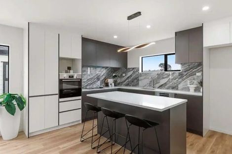 Photo of property in 166b Rathgar Road, Henderson, Auckland, 0610