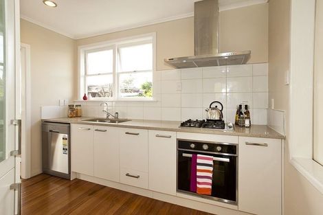 Photo of property in 12a Bond Street, Hamilton East, Hamilton, 3216