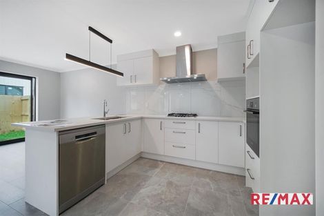 Photo of property in 31 Combat Street, Papakura, 2110