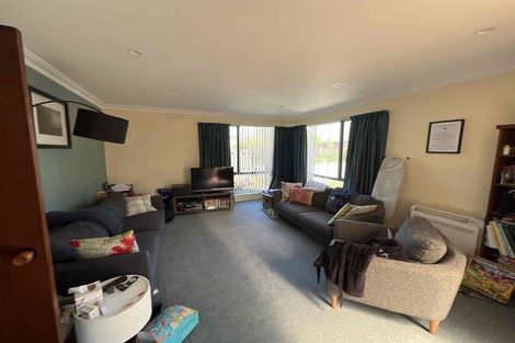 Photo of property in 3 Elsom Lane, Avonhead, Christchurch, 8042