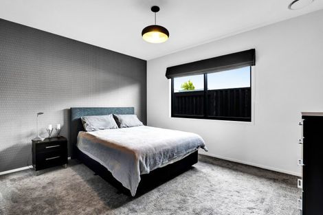 Photo of property in 4 Cessna Lane, Glen Avon, New Plymouth, 4312