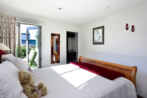 Photo of property in 355 Princes Drive, Britannia Heights, Nelson, 7010