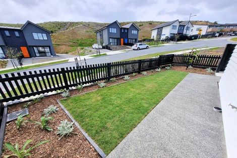 Photo of property in 17 Bee Lane, Whitby, Porirua, 5024