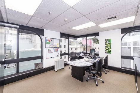 Photo of property in 238 Queen Street, Waimate, 7924