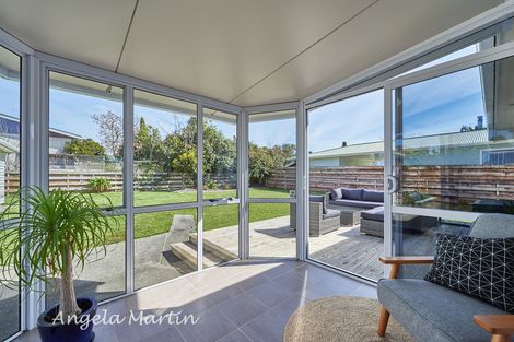 Photo of property in 3 Berkley Place, Awapuni, Palmerston North, 4412