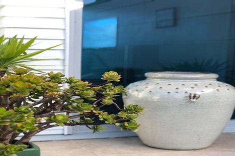 Photo of property in 7 Rangi Avenue, Schnapper Rock, Auckland, 0632