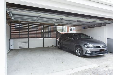 Photo of property in 2-3/270 Jervois Road, Herne Bay, Auckland, 1011