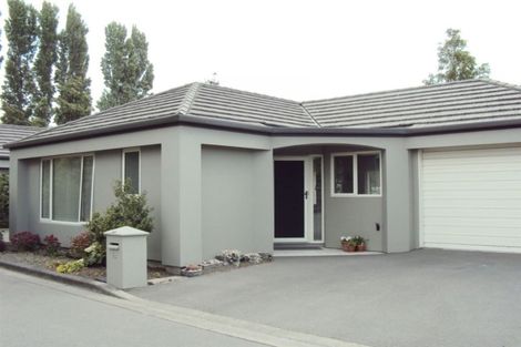 Photo of property in 18 Woodfield Lane, Redwood, Christchurch, 8051