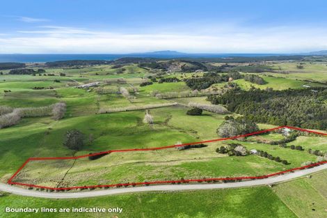 Photo of property in 238 Te Arai Point Road, Te Arai, Wellsford, 0975