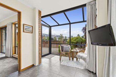 Photo of property in 4 Pisa Moorings Road, Mount Pisa, Cromwell, 9383