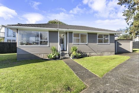 Photo of property in 16 Kea Place, Mangere Bridge, Auckland, 2022