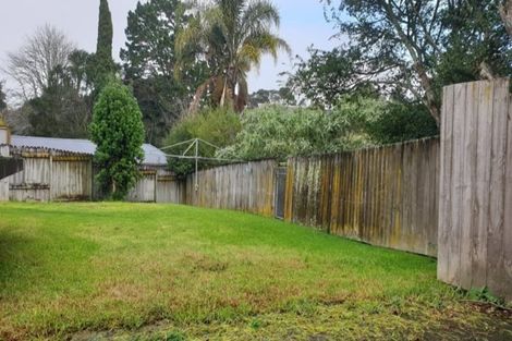 Photo of property in 24 Hinau Street, New Lynn, Auckland, 0600