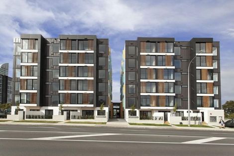 Photo of property in Frank Sargeson Apts, 506/74 Anzac Street, Takapuna, Auckland, 0622