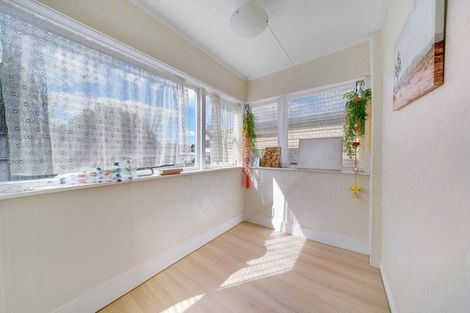 Photo of property in 43 Jellicoe Avenue, Tuakau, 2121