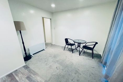 Photo of property in 90 Godley Road, Green Bay, Auckland, 0604