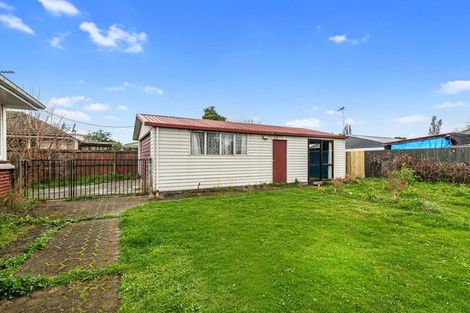 Photo of property in 66 Pembroke Street, Avondale, Christchurch, 8061